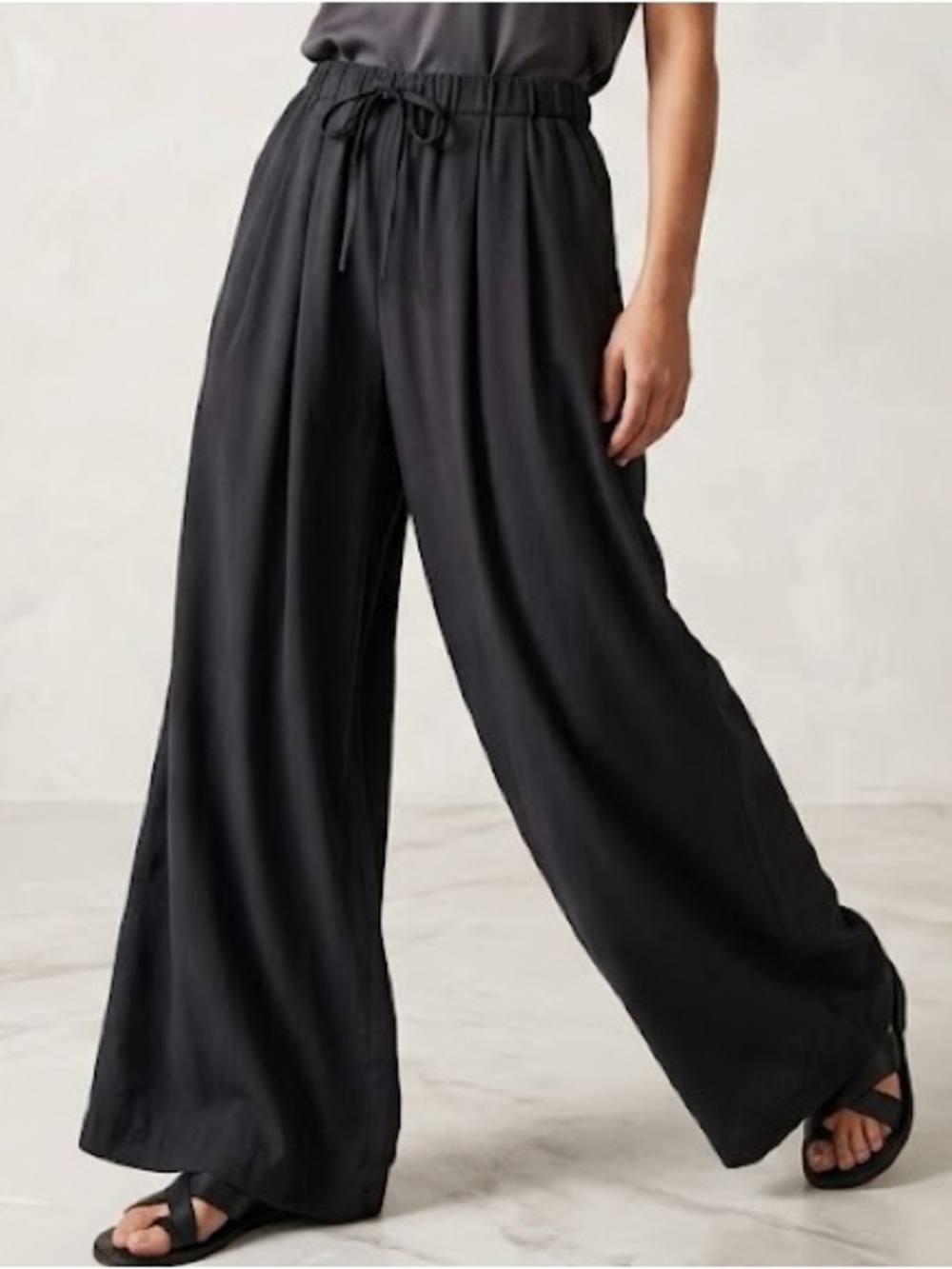 Cider Black High Rise Wide Leg Pants Large